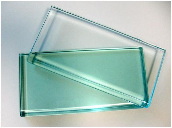 Аквариумы изготавливаются из простого или осветленного стекла